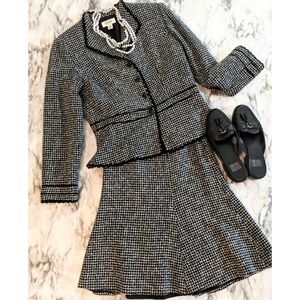 Like New! Talbots 2 Piece Tweed Suit
